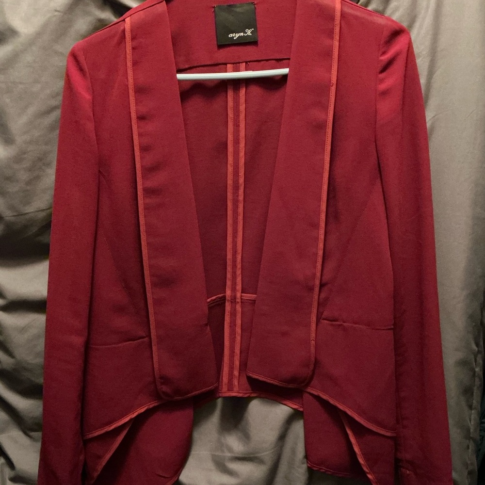 Elegant Women's Red Blazer
